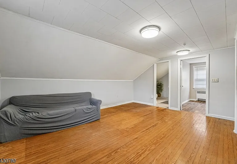 1030 Jassamine Way — Photo 21