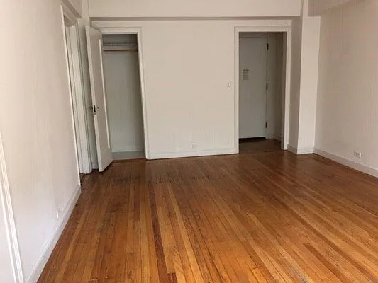 Rented by Bond New York | media 9