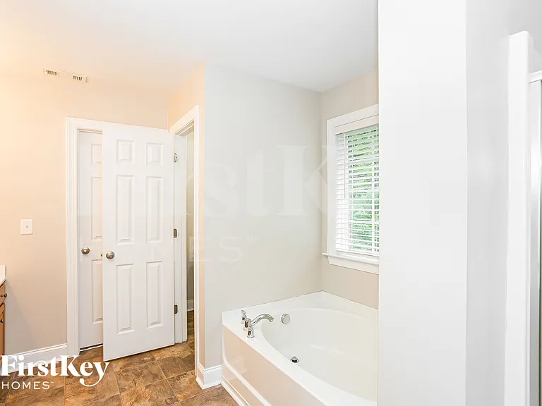 10826 Dapple Grey Ln — Photo 12