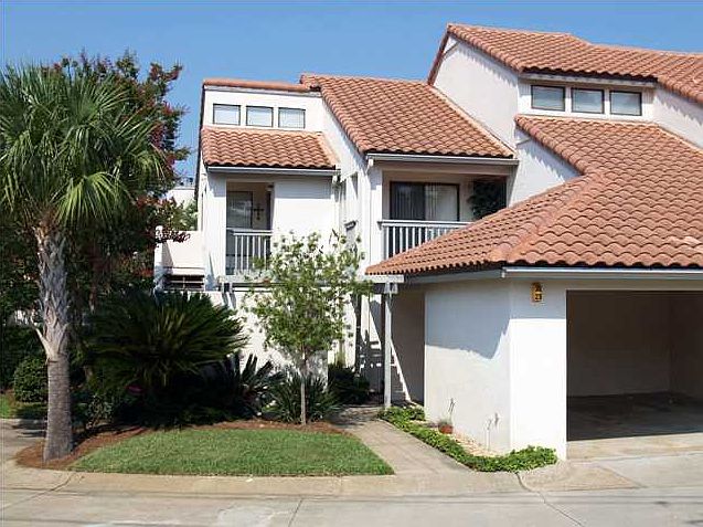 1st image of 29 Forest Hills Ln #29