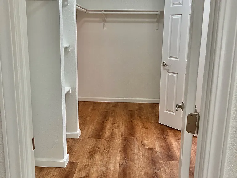 2950 Prince Rd — Photo 4