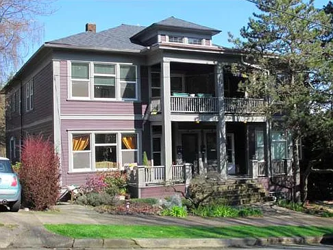 NW Savier St — Photo 1