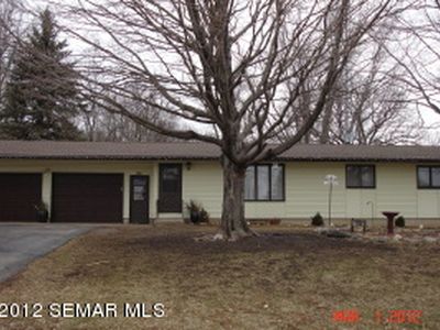 704 Park St, Freeborn, MN, 56032