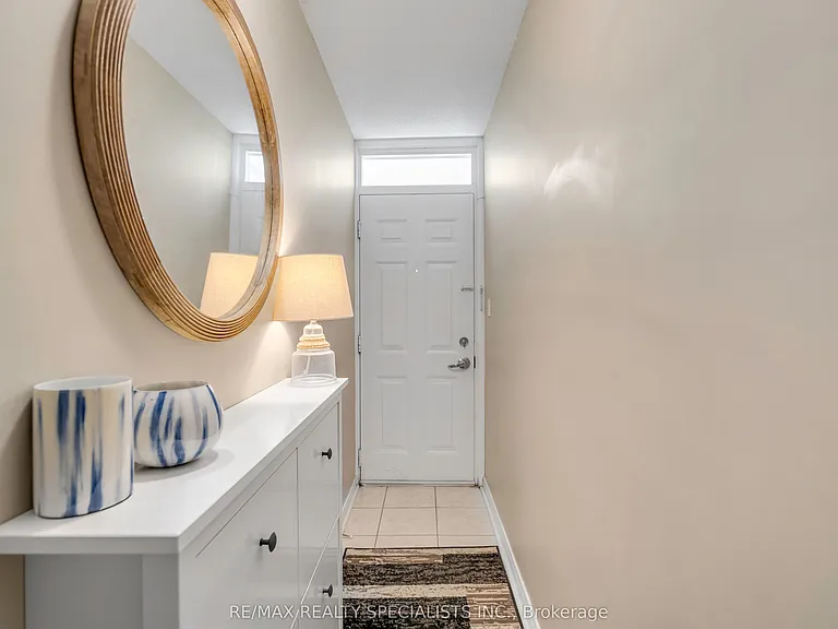 54 E Liberty St #1013 — Photo 2