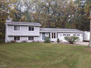 2329 E Riverwood Dr, Twin Lake, MI 49457