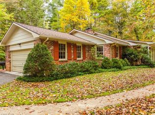 117 Estate Dr, Hendersonville, NC 28739