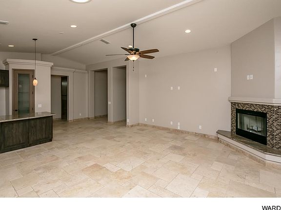 5th image of 2703 Smoketree North Ave