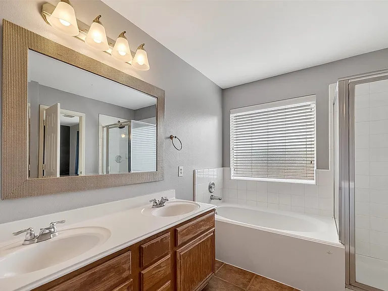 31722 Royal Woods Ct — Photo 25