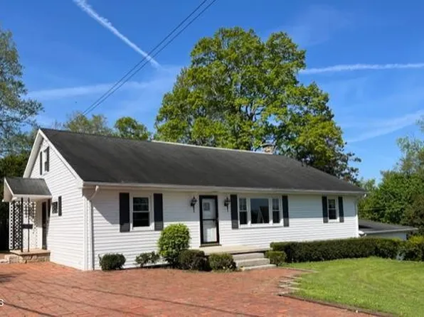 1116 3rd St, Cresson, PA 16630