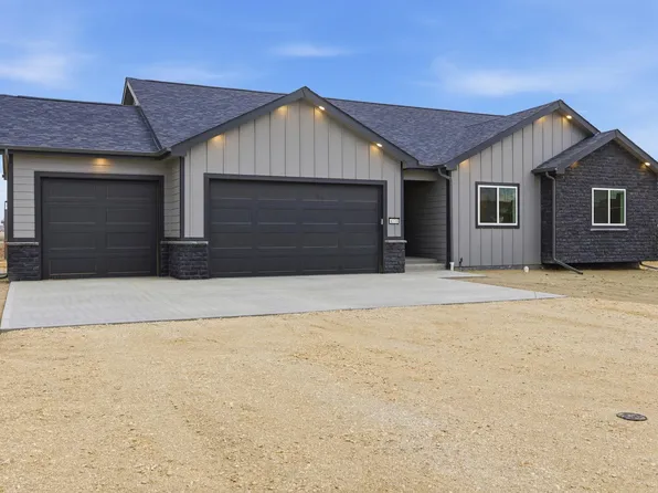 6570 Meadow Wind Way, Mills, WY 82604