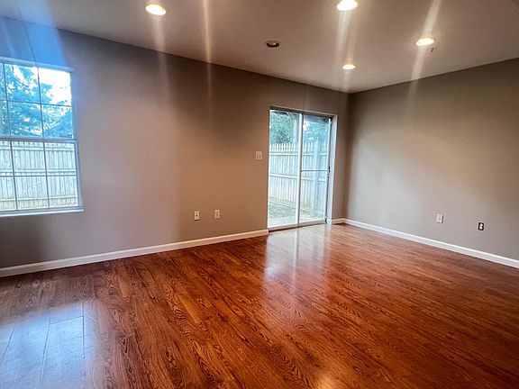 5th image of 20311 Kellys Ln