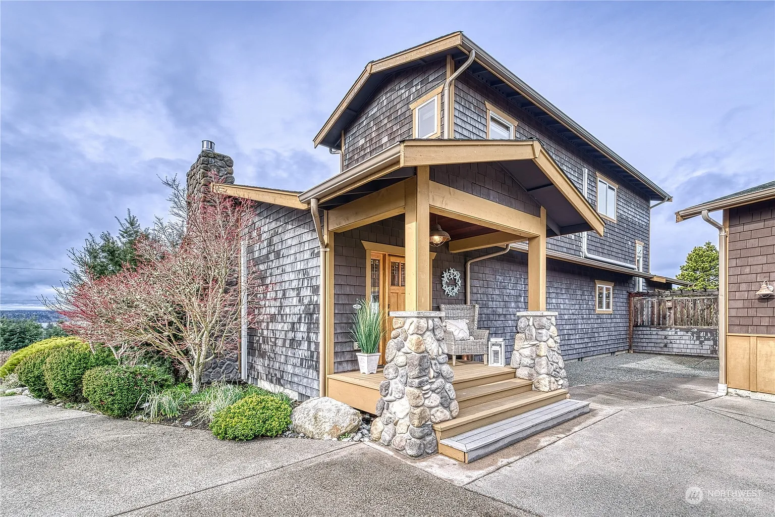 37880 Buck Road NE photo 1