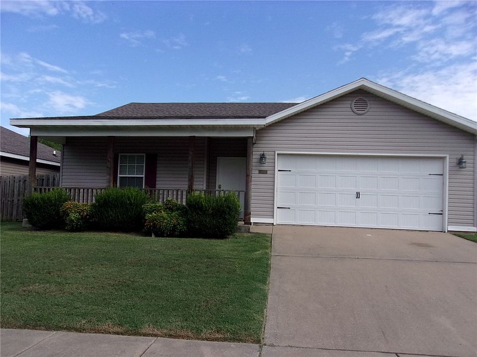 1st image of 4392 Serviceberry Dr