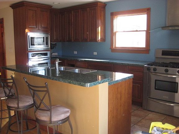 2nd image of 3048 N Christiana Ave