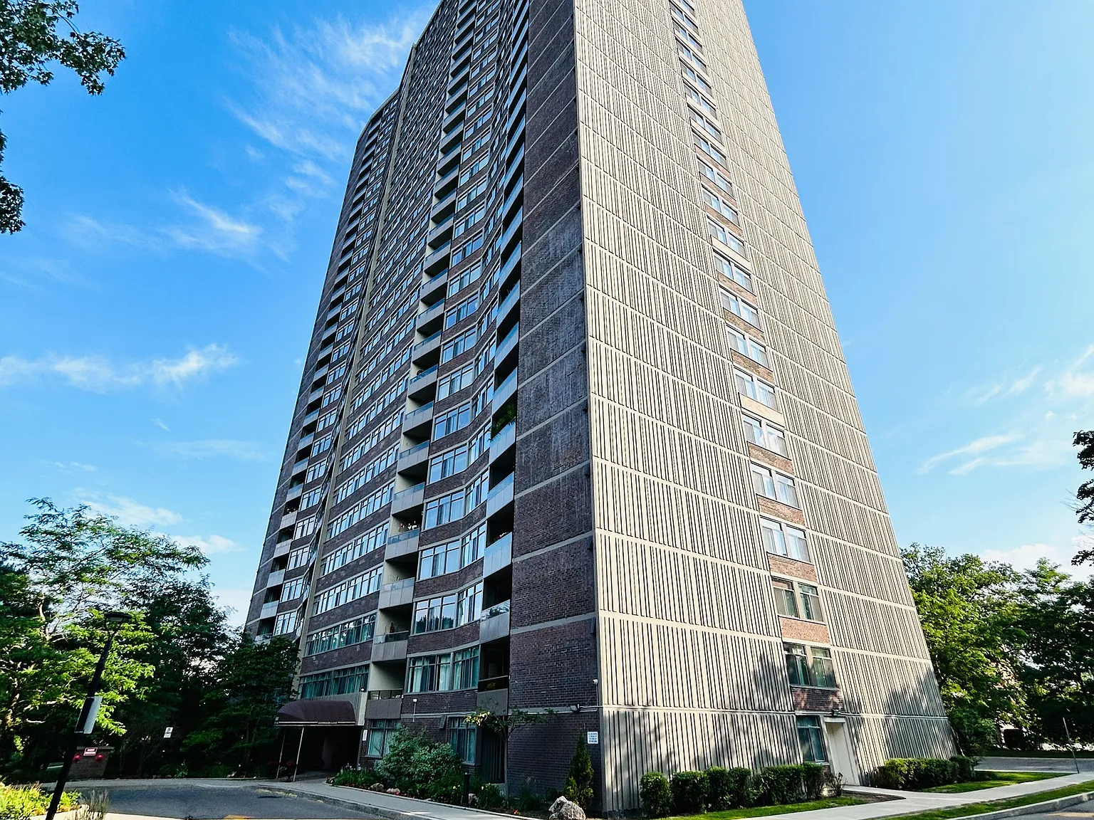 2 bed, $2,800 — Photo 3