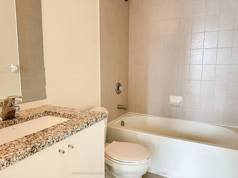 4955 Yonge St #806 — Photo 16