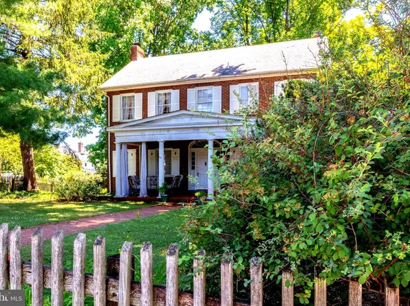 603 S Samuel St, Charles Town, WV 25414