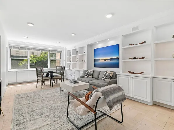 150 E 61st St APT 2J, New York, NY 10065
