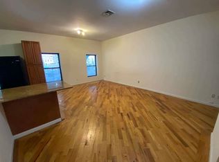 338 Hamilton Ave #2C, Brooklyn, NY 11231
