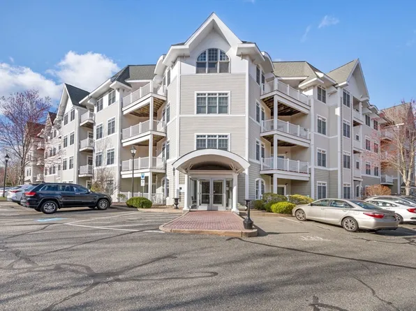 614 Pond St Unit 2306, Braintree, MA 02184