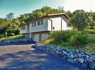 192 Lower Scotrun Ave, Scotrun, PA 18355