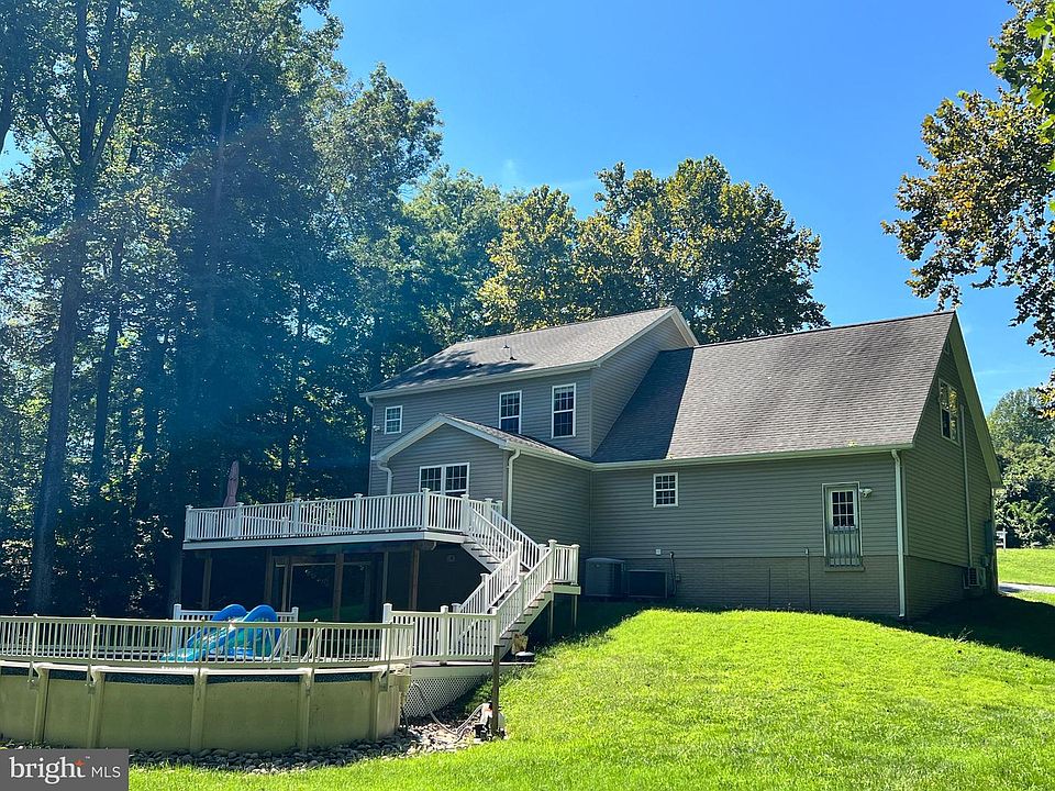 2nd image of 3380 Plum Point Rd