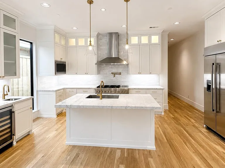 3529 Asbury St — Photo 6