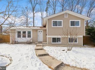 7561 Kingman Dr, Annandale, VA 22003