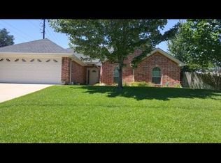 2901 Mona Dr, Longview, TX 75601