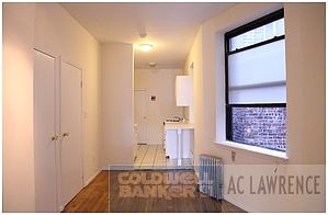 1st image of 209 E 10th St APT 15