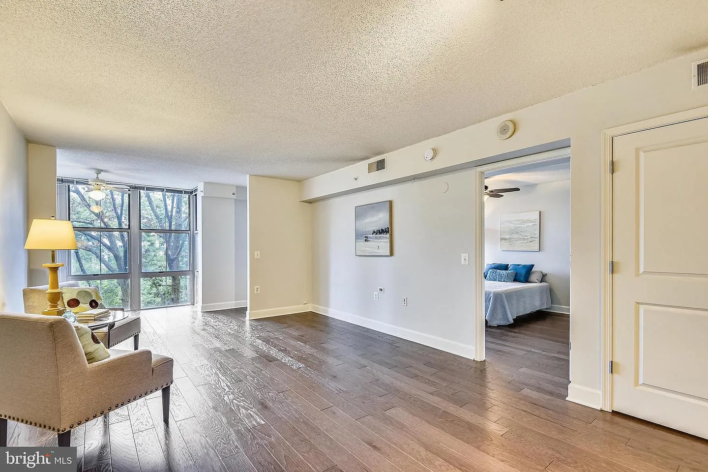 1 bed, 851 sqft, $2,150 — Photo 2