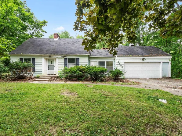 3806 Rosewood Dr, Fort Wayne, IN 46804