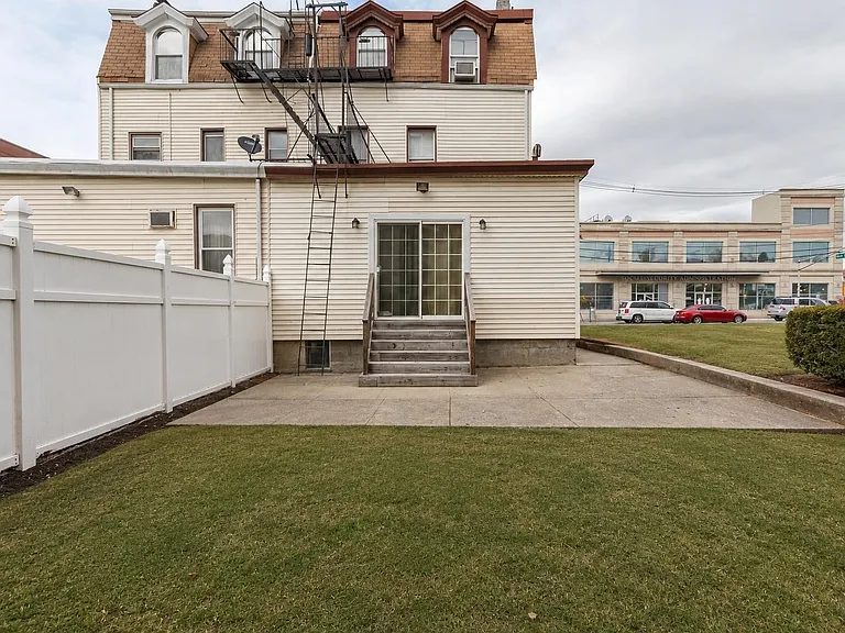 149 Culver Ave #C — Photo 15
