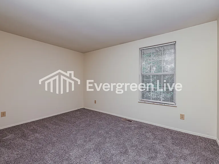 8213 Mount Carmel St — Photo 11