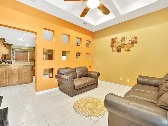 5th image of 1506 W Kennedy Ave