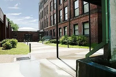 Helix Realty- The Original SOHO LOFTS