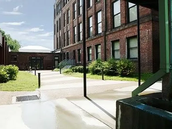 Helix Realty- The Original SOHO LOFTS, 5345 Enright Ave #110, Saint Louis, MO 63112