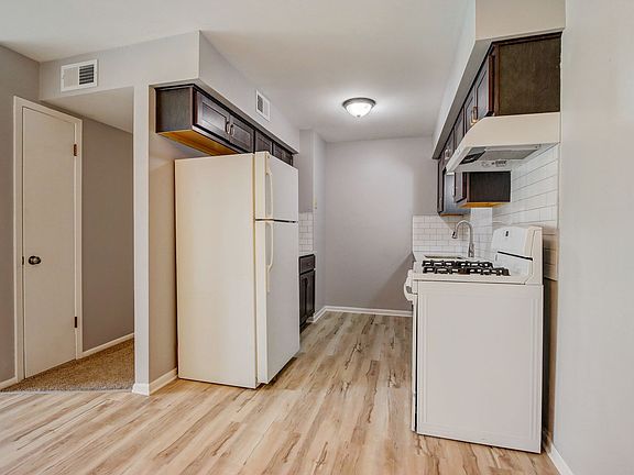 5th image of 6306 W Lakefield Dr APT 7
