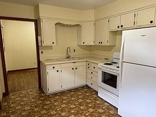 4th image of 1036 Anderson St