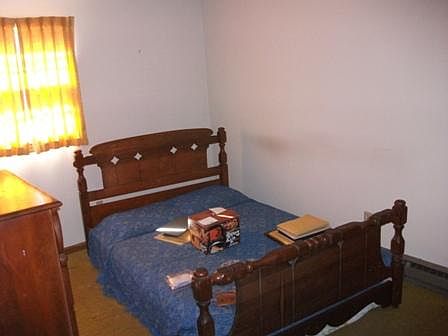 5th image of 235 1st St