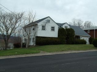 5 Lawrence St, Nanticoke, PA 18634