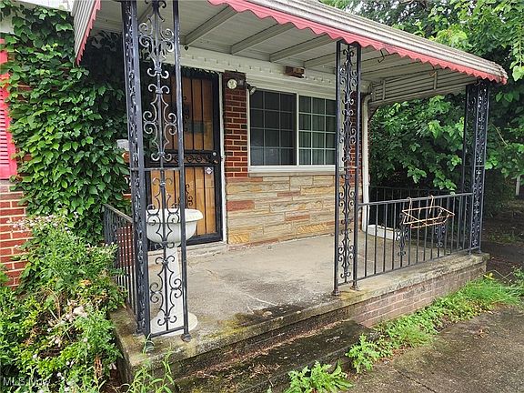 3rd image of 16702 Tarkington Ave