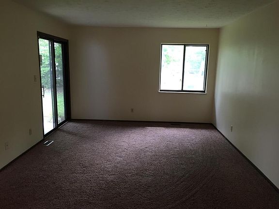 3rd image of 2503 Beverly St APT 12A