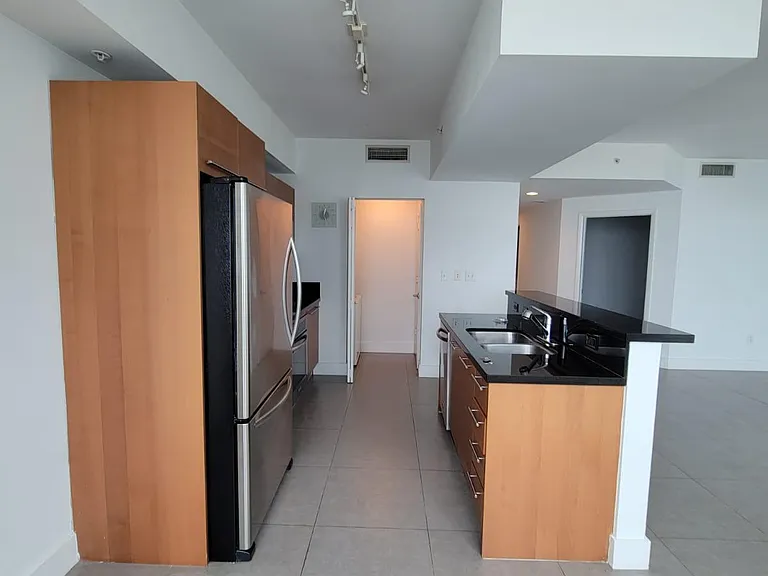 244 Biscayne Blvd #2607 — Photo 2