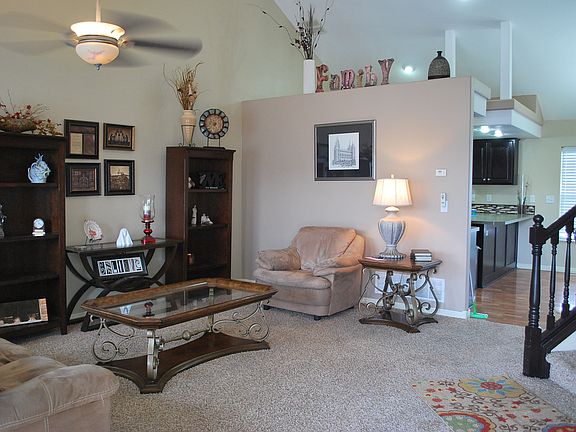 2nd image of 4081 E Greenwood Cir