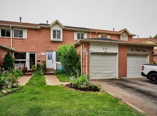 26 Field Cres, Ajax, ON L1Z1A8
