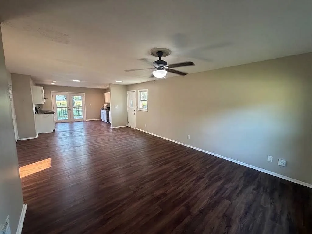 6409 Deming Lane - 1 — Photo 1