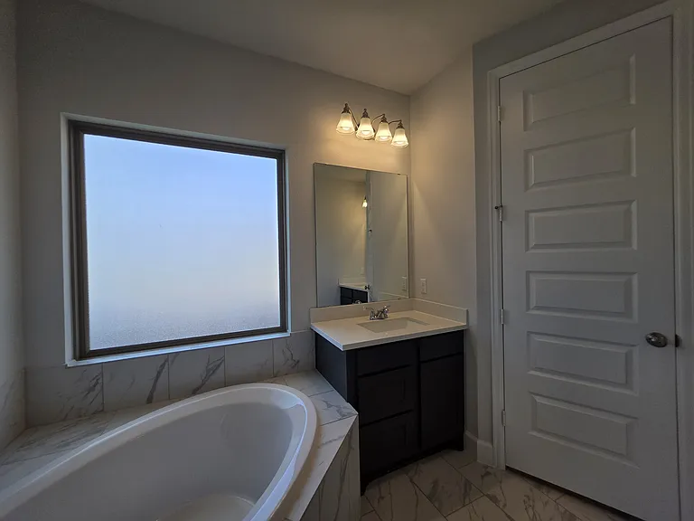 116 Rosemary Ct — Photo 21