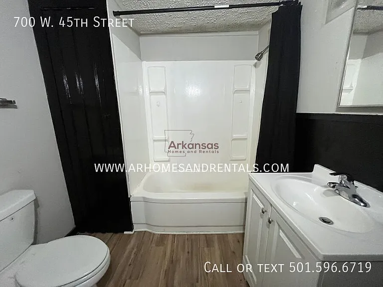 700 W 45th St — Photo 6