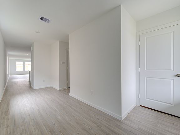 3rd image of 26811 Prairie Smoke Ln